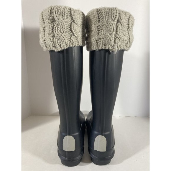 Hunter Original Kids Boots With Hunter Original Six-Stitch Cable Boot Socks - Picture 6 of 9